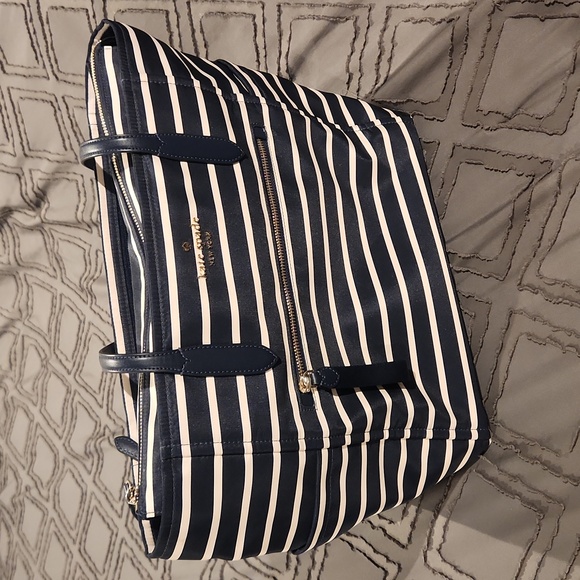 NWT Kate Spade Chelsea Large Tote - Picture 6 of 10